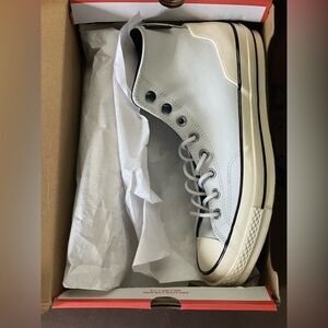Size 10 Converse